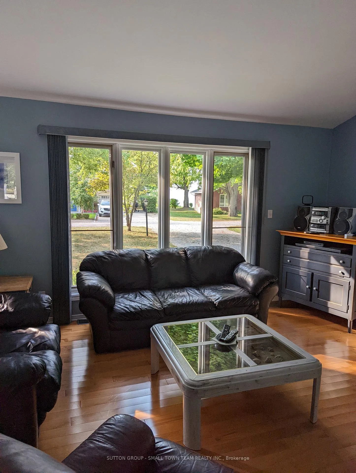 Photo 34 of 33915 Ridgeway Road, Bluewater, Hay — HOMEH