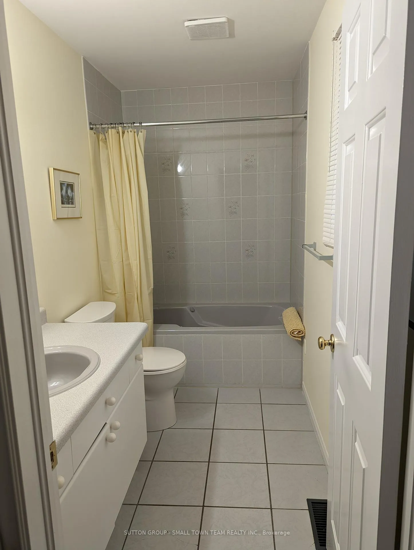 Photo 40 of 33915 Ridgeway Road, Bluewater, Hay — HOMEH
