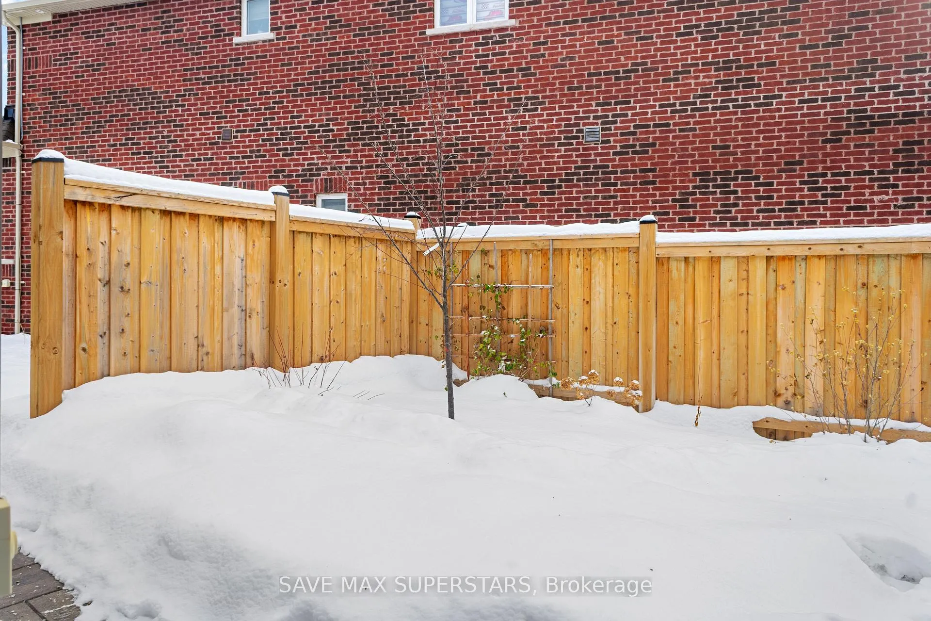 Photo 195 of 30 Westminster Circle, Barrie, Innis-Shore — HOMEH