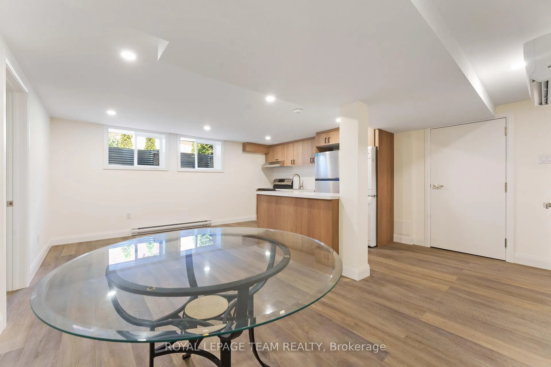 Photo 42 of Unit #2, 1587 Devon Street, Ottawa, Riverview Park — HOMEH
