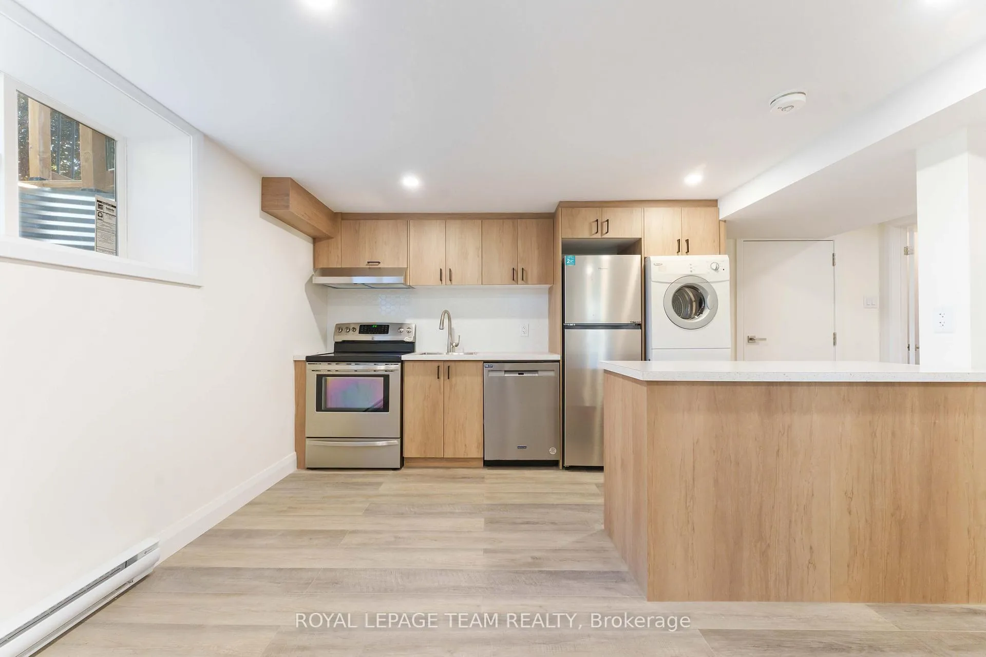 Photo 49 of Unit #2, 1587 Devon Street, Ottawa, Riverview Park — HOMEH