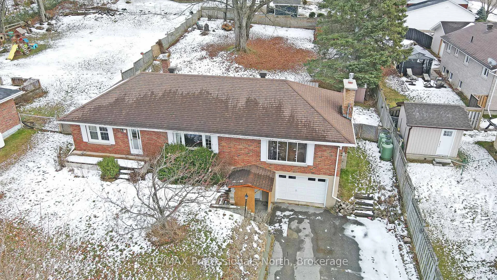 Photo 2 of 78 Maple Street, Bancroft, Bancroft Ward — HOMEH