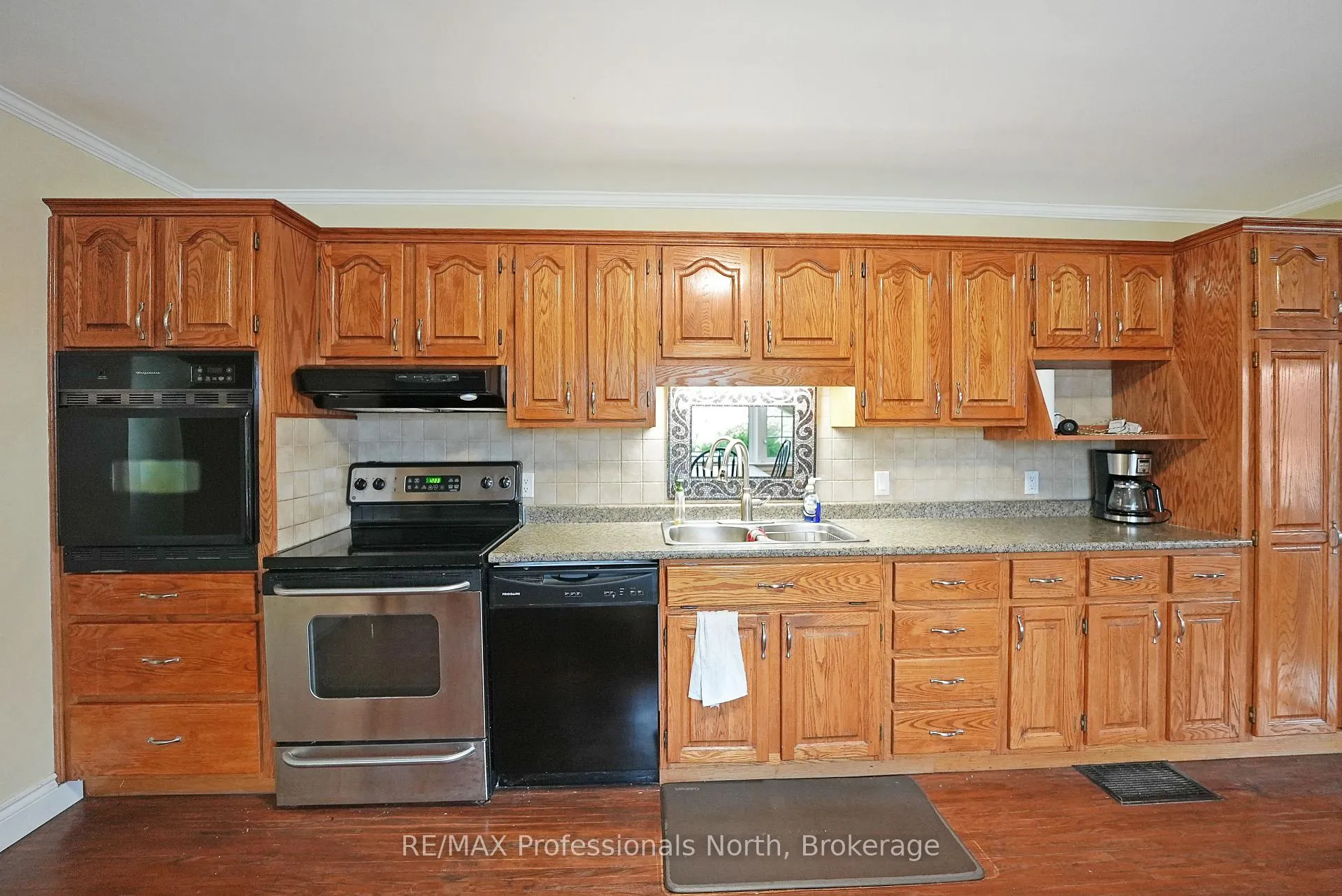 Photo 3 of 78 Maple Street, Bancroft, Bancroft Ward — HOMEH