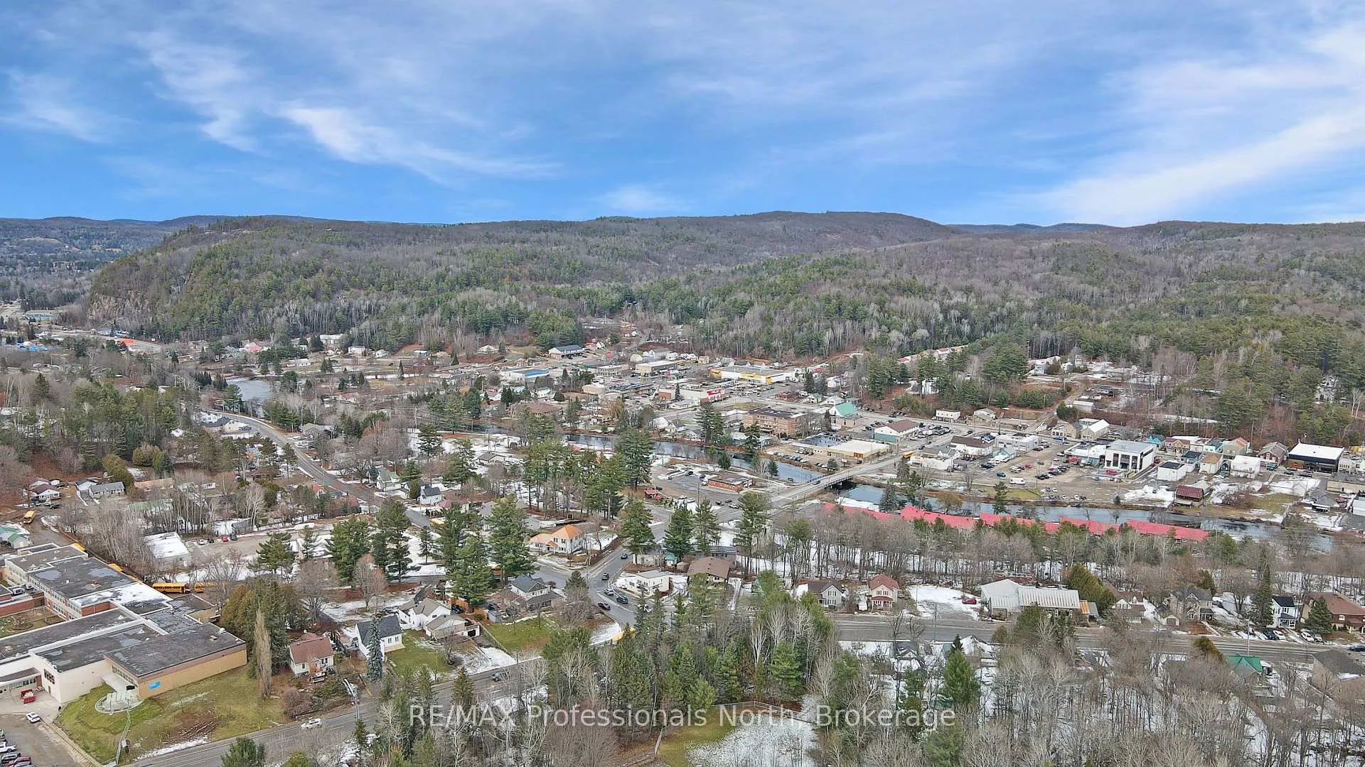 Photo 38 of 78 Maple Street, Bancroft, Bancroft Ward — HOMEH