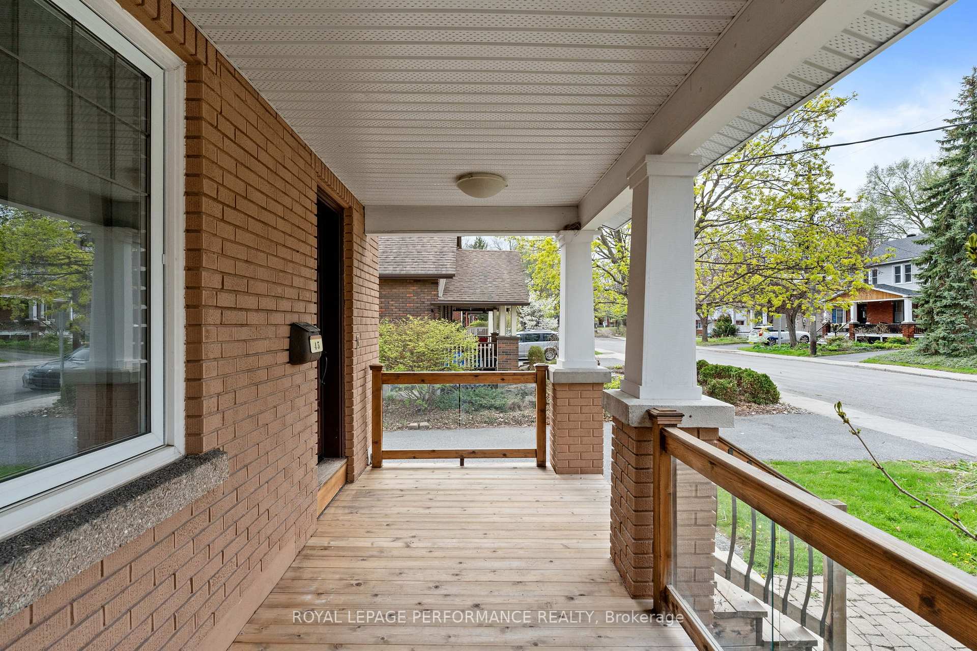 Photo 3 of 45 Hampton Avenue, Ottawa, Ottawa West — HOMEH