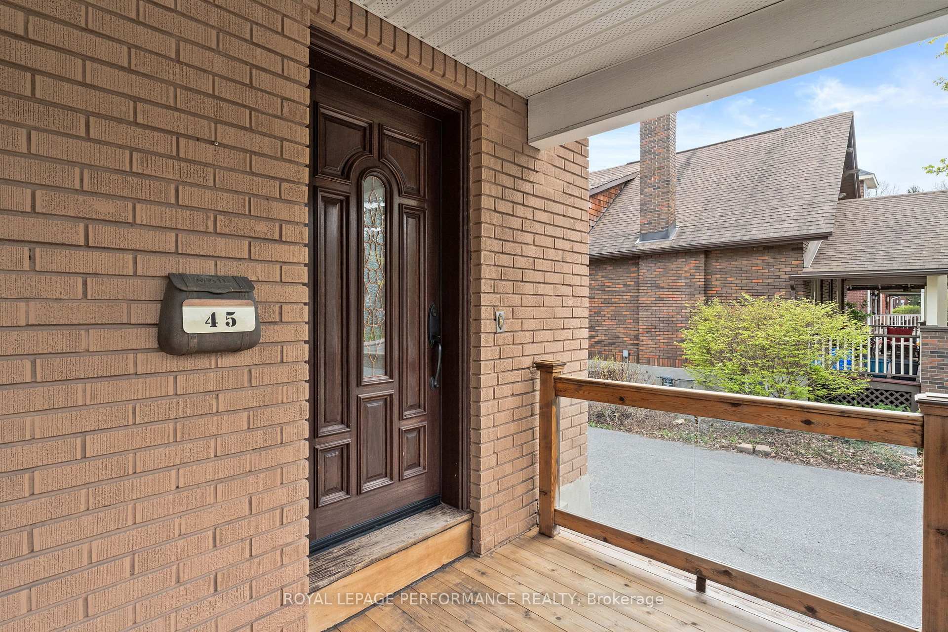 Photo 4 of 45 Hampton Avenue, Ottawa, Ottawa West — HOMEH