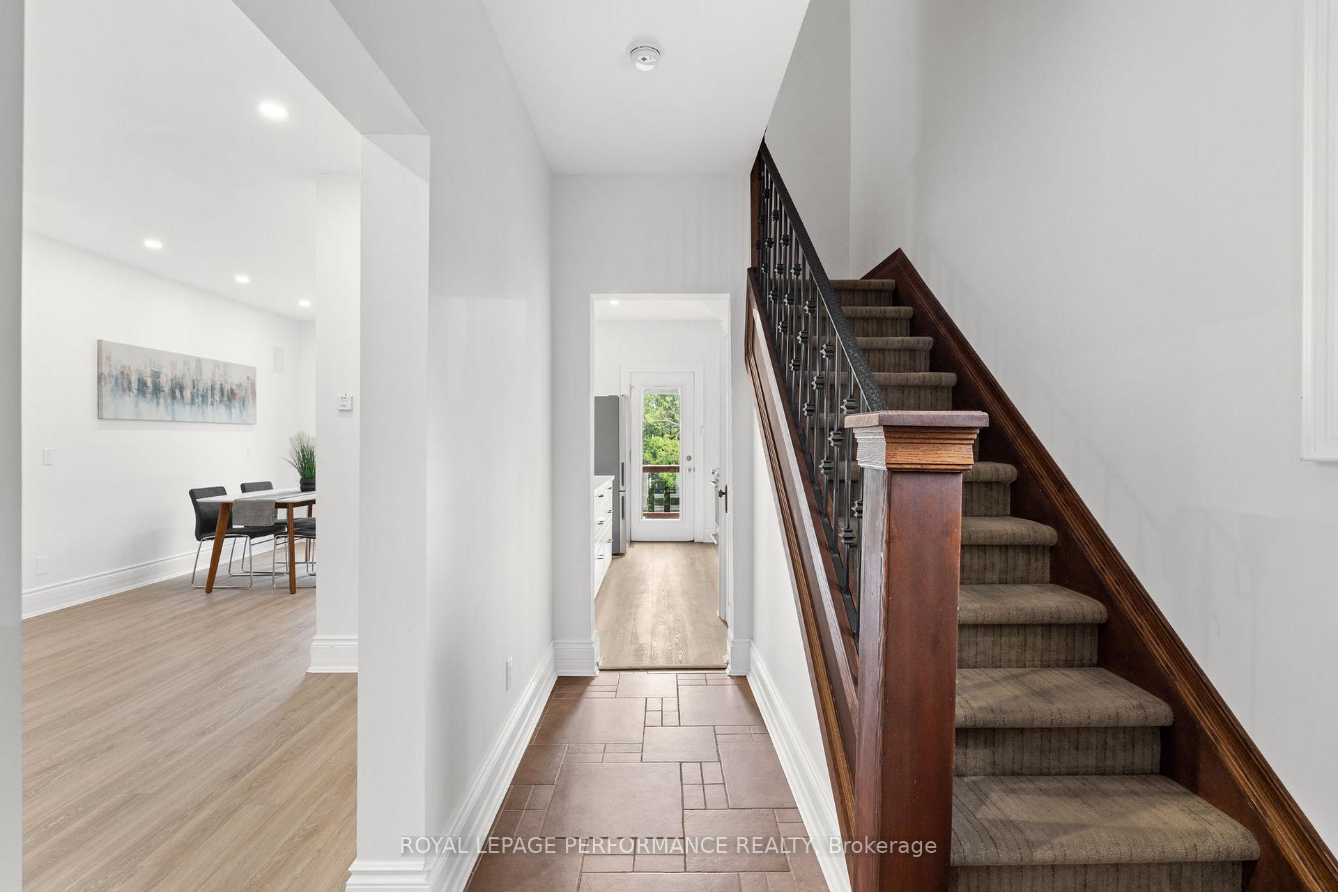 Photo 5 of 45 Hampton Avenue, Ottawa, Ottawa West — HOMEH