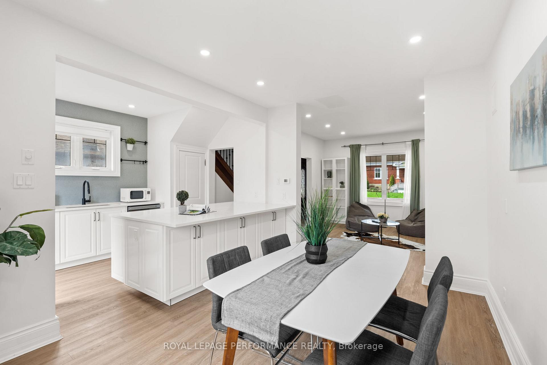Photo 11 of 45 Hampton Avenue, Ottawa, Ottawa West — HOMEH