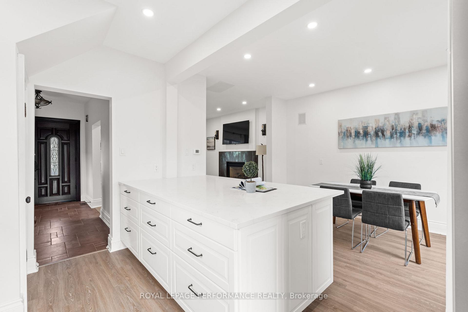 Photo 14 of 45 Hampton Avenue, Ottawa, Ottawa West — HOMEH