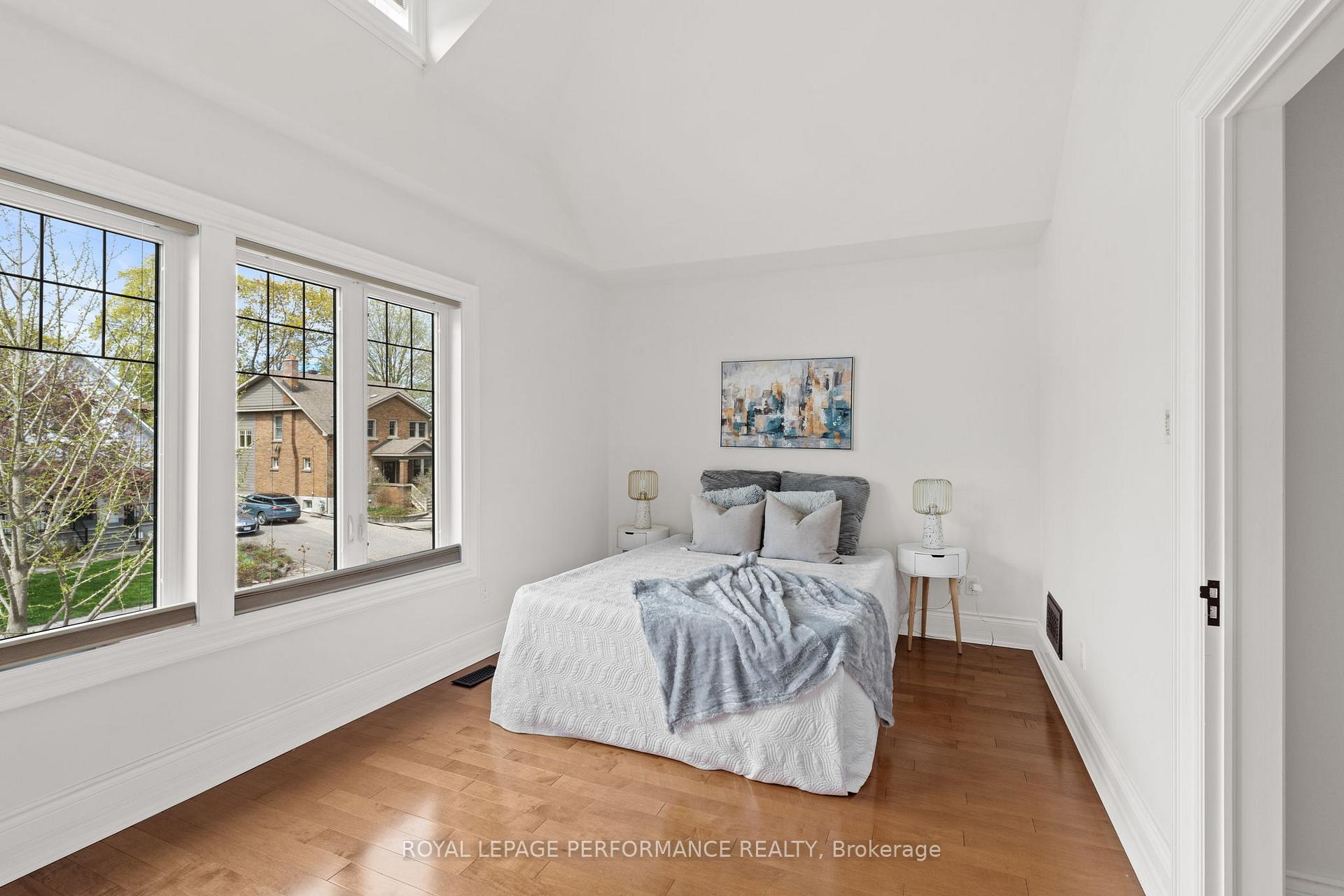 Photo 18 of 45 Hampton Avenue, Ottawa, Ottawa West — HOMEH