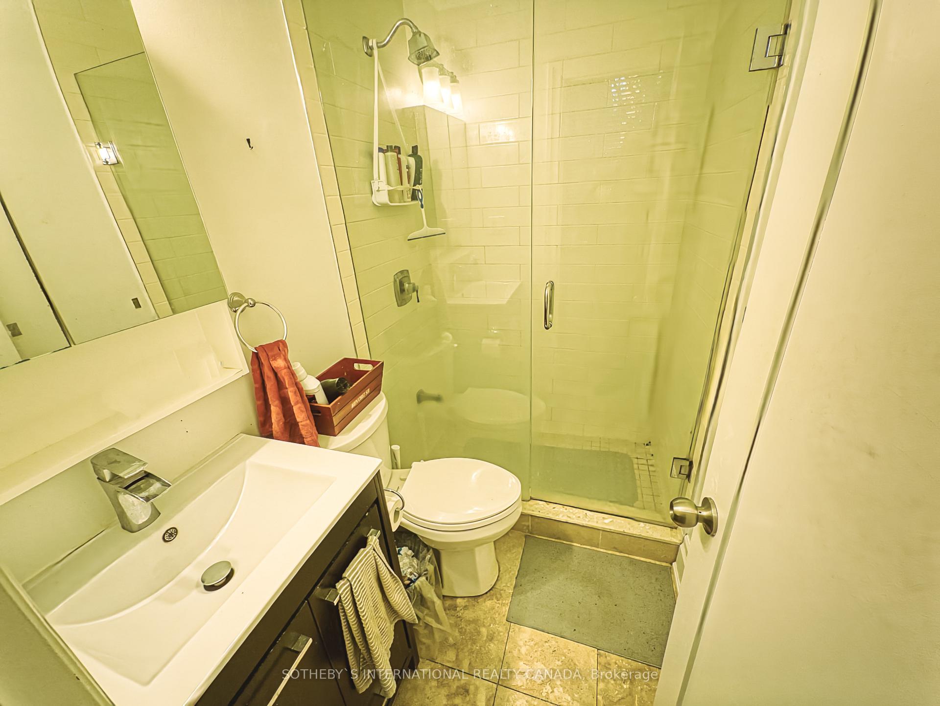 Photo 3 of Unit 2, 227 Beverley Street, Toronto, Kensington-Chinatown — HOMEH
