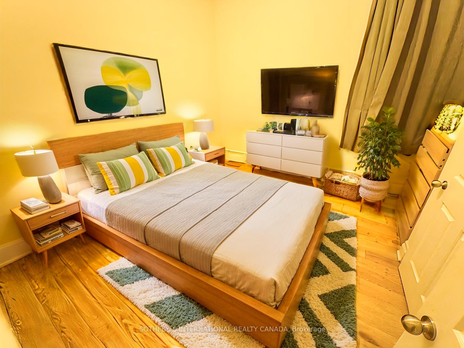 Photo 6 of Unit 2, 227 Beverley Street, Toronto, Kensington-Chinatown — HOMEH