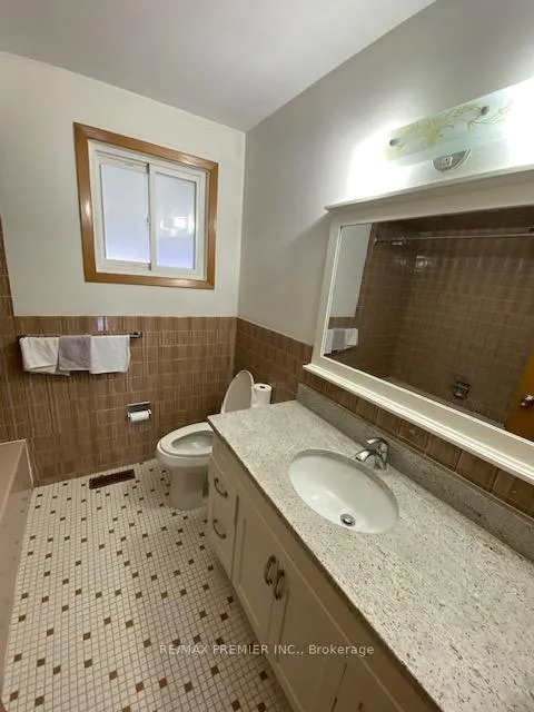 Photo 8 of 99 Ridgemount Road, Etobicoke, Humber Heights — HOMEH