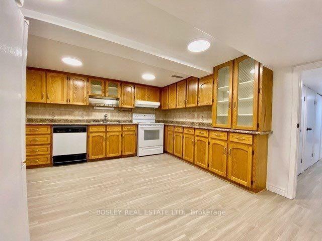 Photo 5 of Unit Basement, 48 Henderson Avenue, Toronto, Trinity-Bellwoods — HOMEH