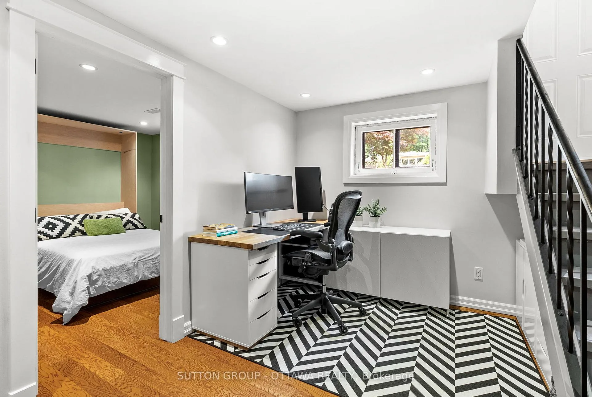 Photo 201 of 2039 Thorne Avenue, Ottawa, Alta Vista/Faircrest Heights — HOMEH