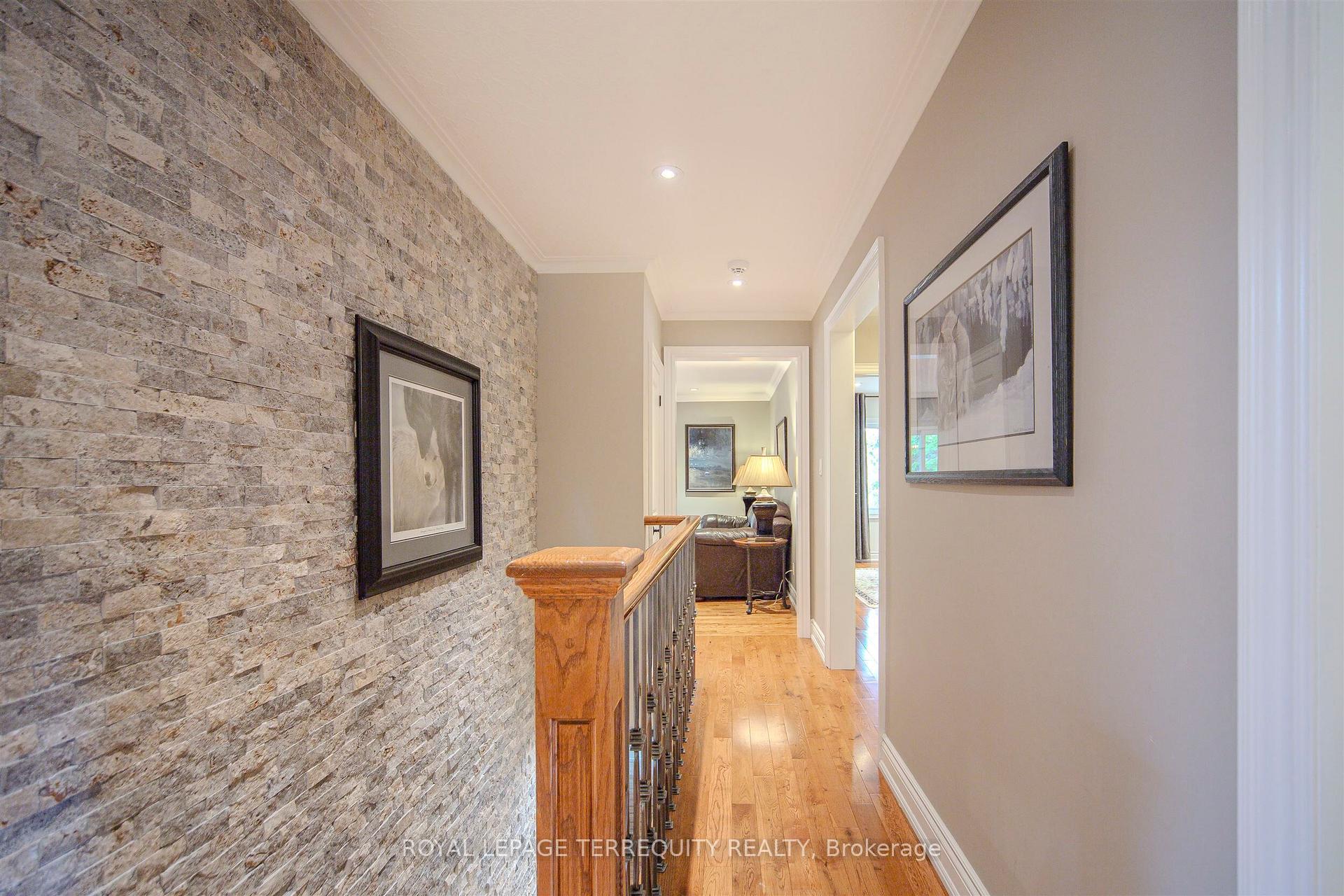 Photo 27 of 92 Saskatoon Drive, Etobicoke, Kingsview Village-The Westway — HOMEH