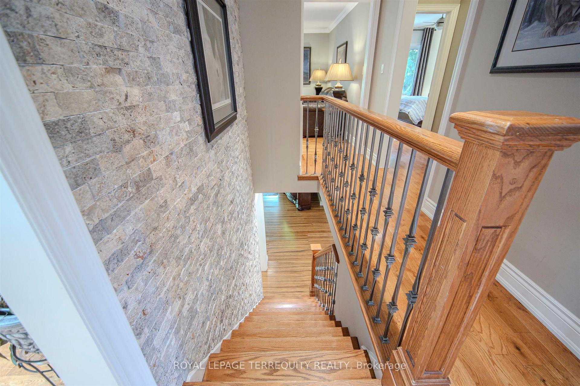 Photo 28 of 92 Saskatoon Drive, Etobicoke, Kingsview Village-The Westway — HOMEH