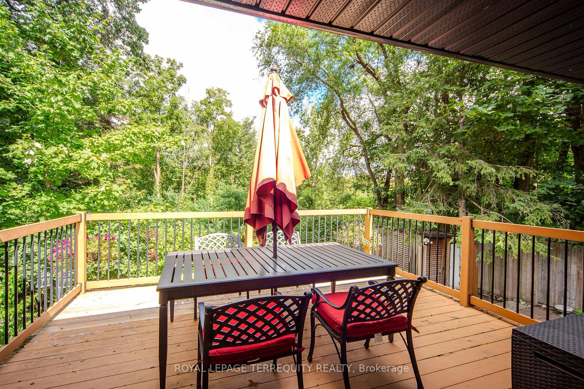 Photo 41 of 92 Saskatoon Drive, Etobicoke, Kingsview Village-The Westway — HOMEH
