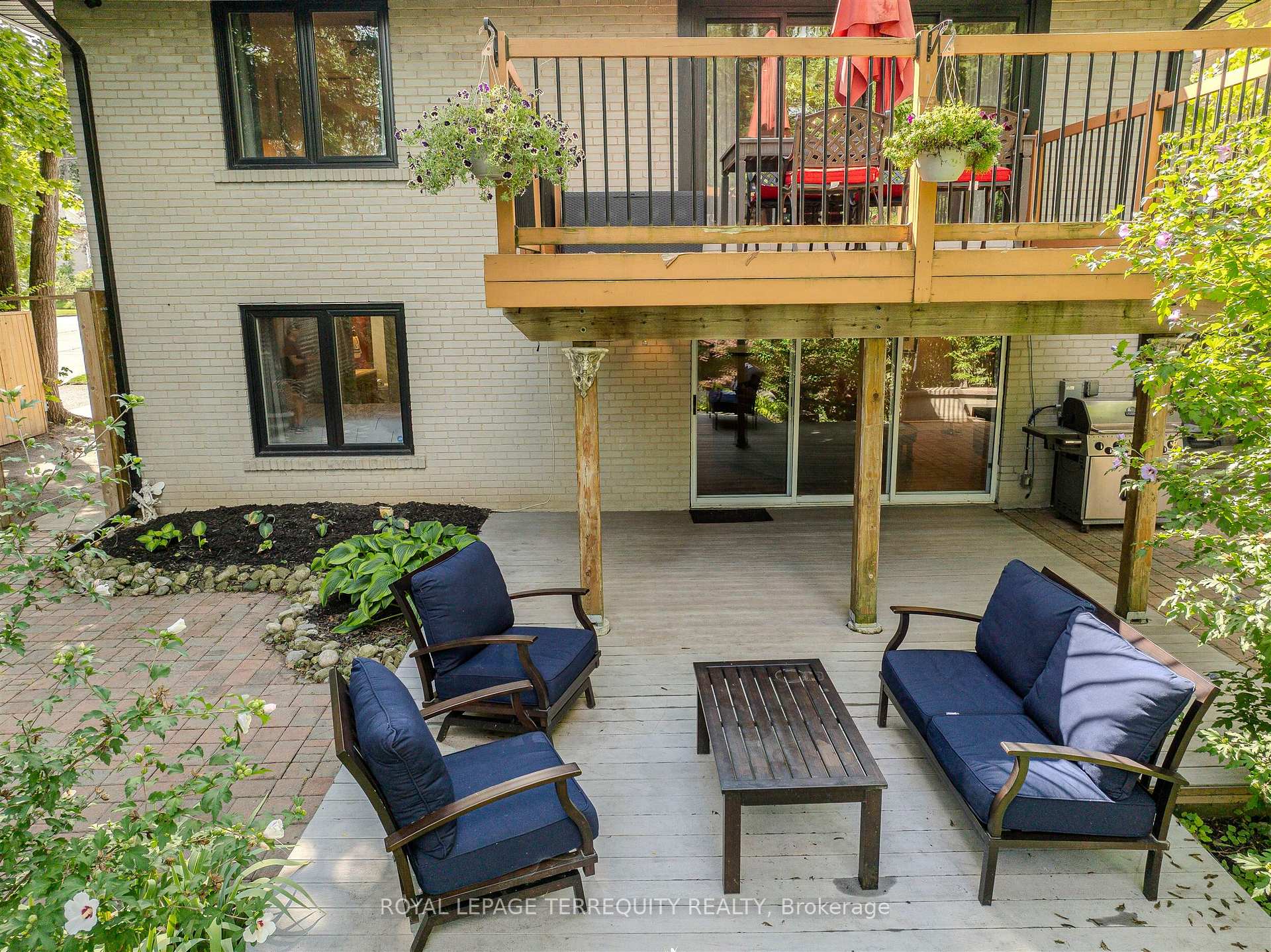Photo 43 of 92 Saskatoon Drive, Etobicoke, Kingsview Village-The Westway — HOMEH