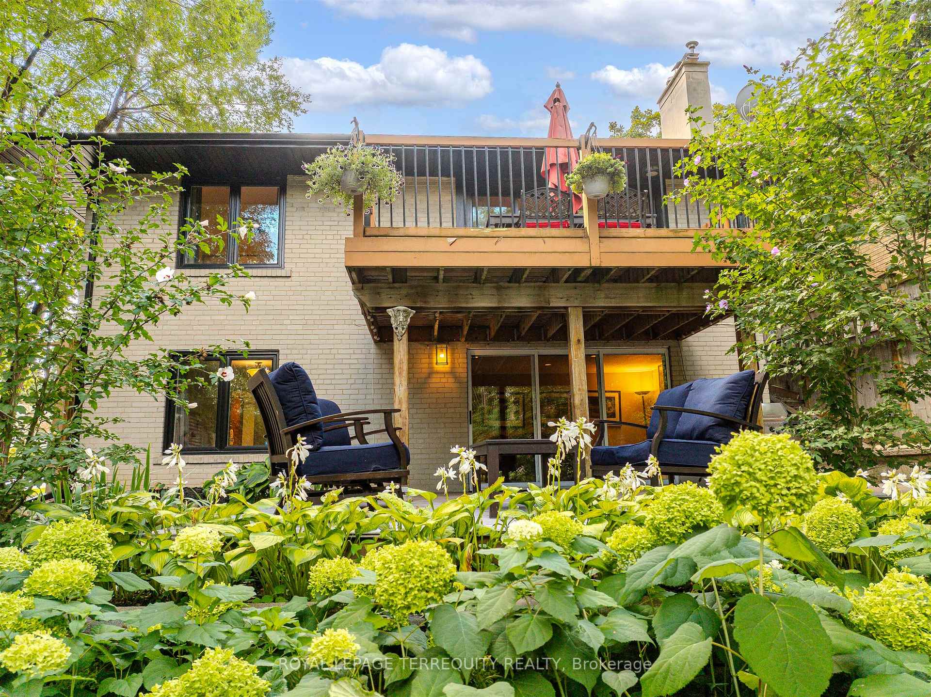 Photo 48 of 92 Saskatoon Drive, Etobicoke, Kingsview Village-The Westway — HOMEH
