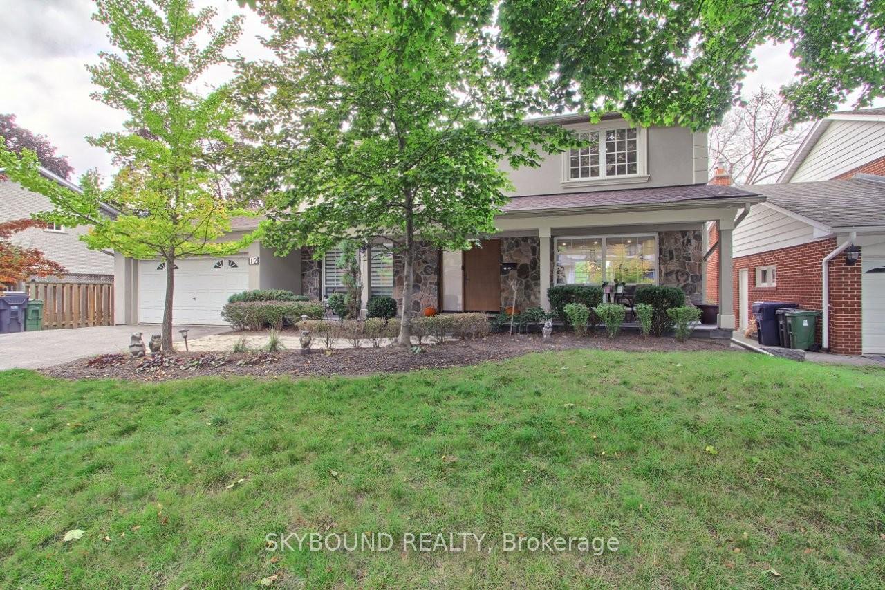 Photo 1 of 12 Queensborough Crescent, Etobicoke, Willowridge-Martingrove-Richview — HOMEH