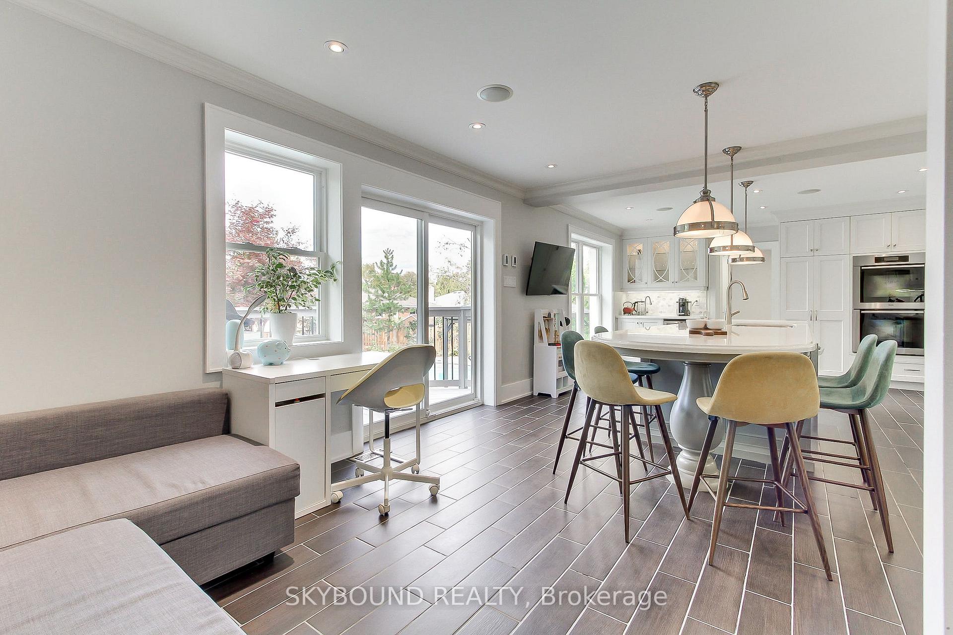 Photo 22 of 12 Queensborough Crescent, Etobicoke, Willowridge-Martingrove-Richview — HOMEH