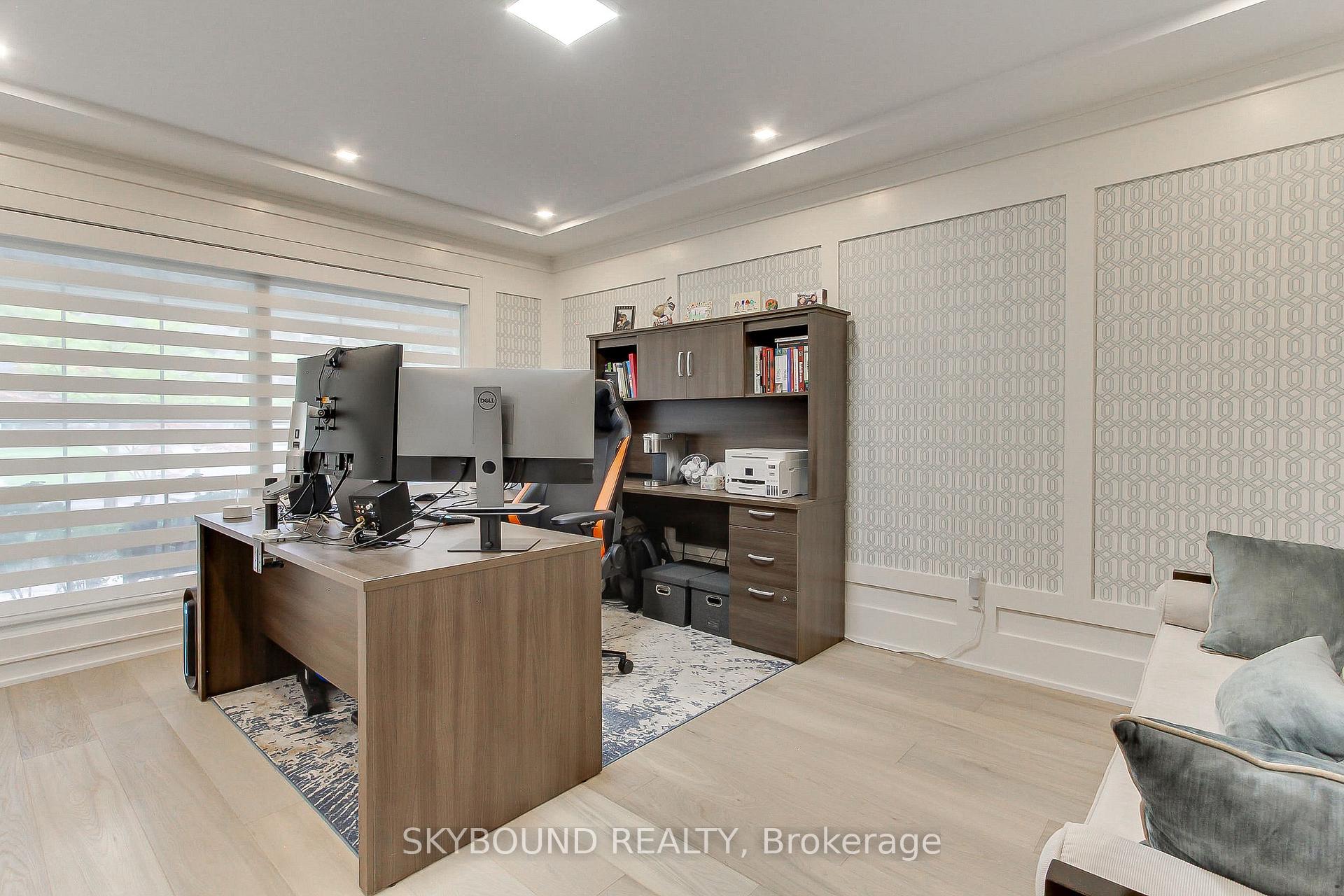 Photo 24 of 12 Queensborough Crescent, Etobicoke, Willowridge-Martingrove-Richview — HOMEH