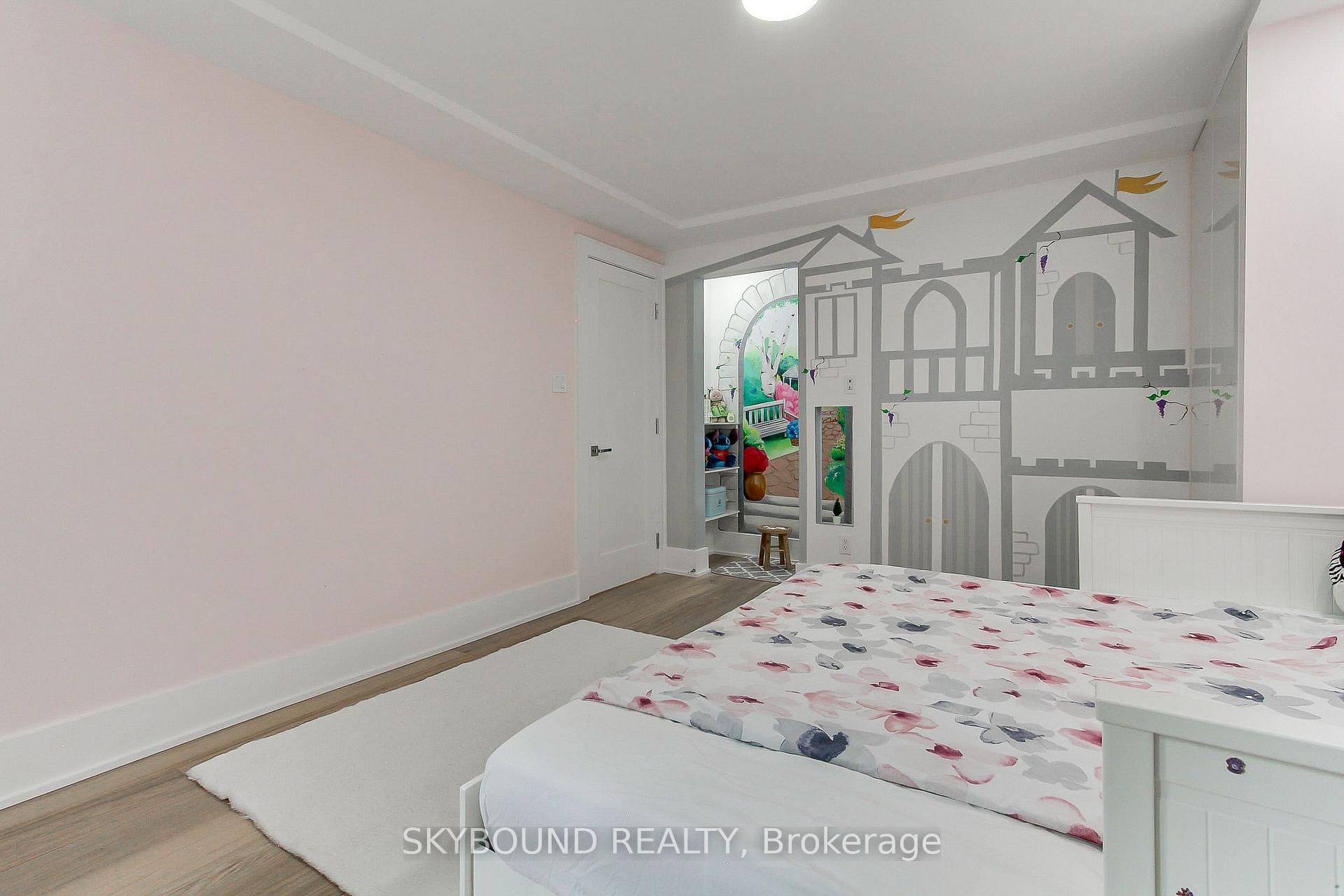 Photo 39 of 12 Queensborough Crescent, Etobicoke, Willowridge-Martingrove-Richview — HOMEH