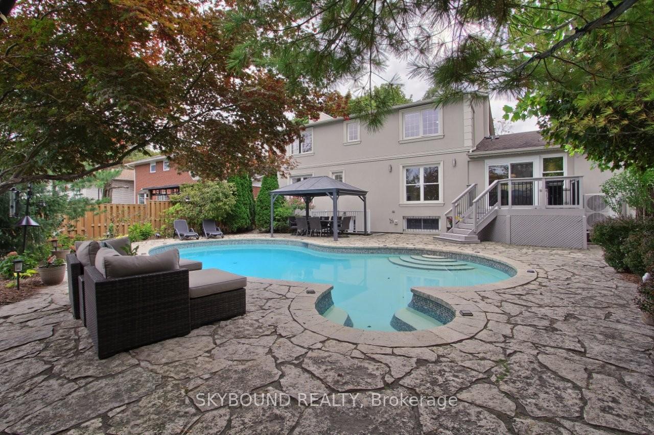 Photo 48 of 12 Queensborough Crescent, Etobicoke, Willowridge-Martingrove-Richview — HOMEH