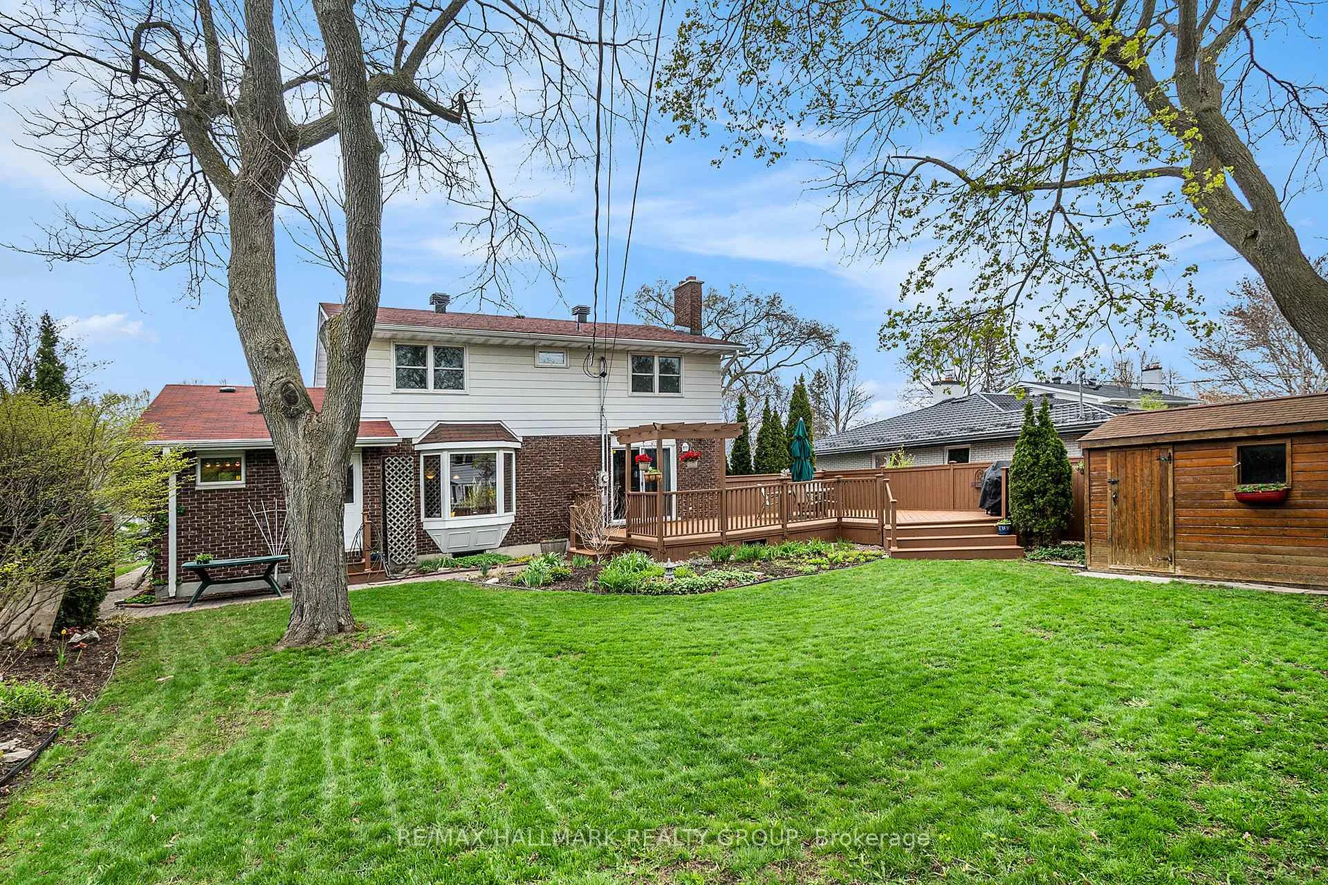 Photo 247 of 904 Rand Avenue, Ottawa, Riverside Park South — HOMEH