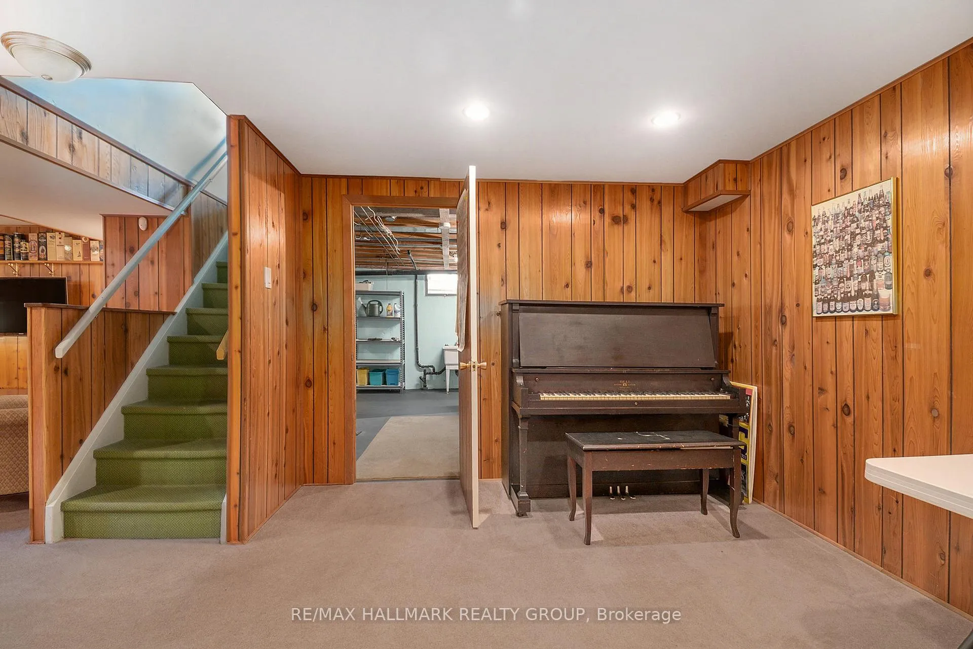 Photo 276 of 904 Rand Avenue, Ottawa, Riverside Park South — HOMEH