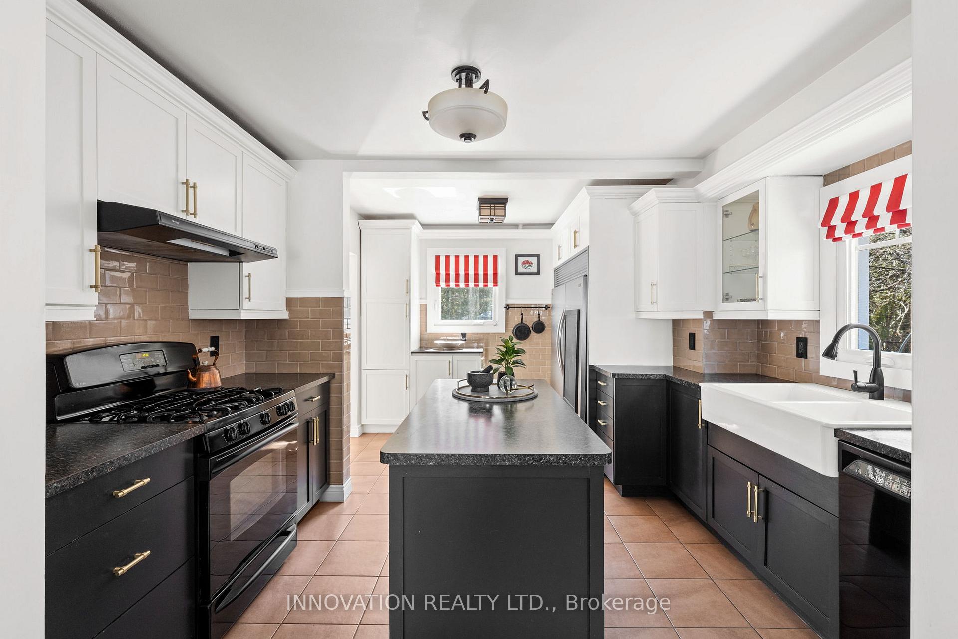 Photo 9 of 20 Edina Street, Ottawa, Ottawa West — HOMEH