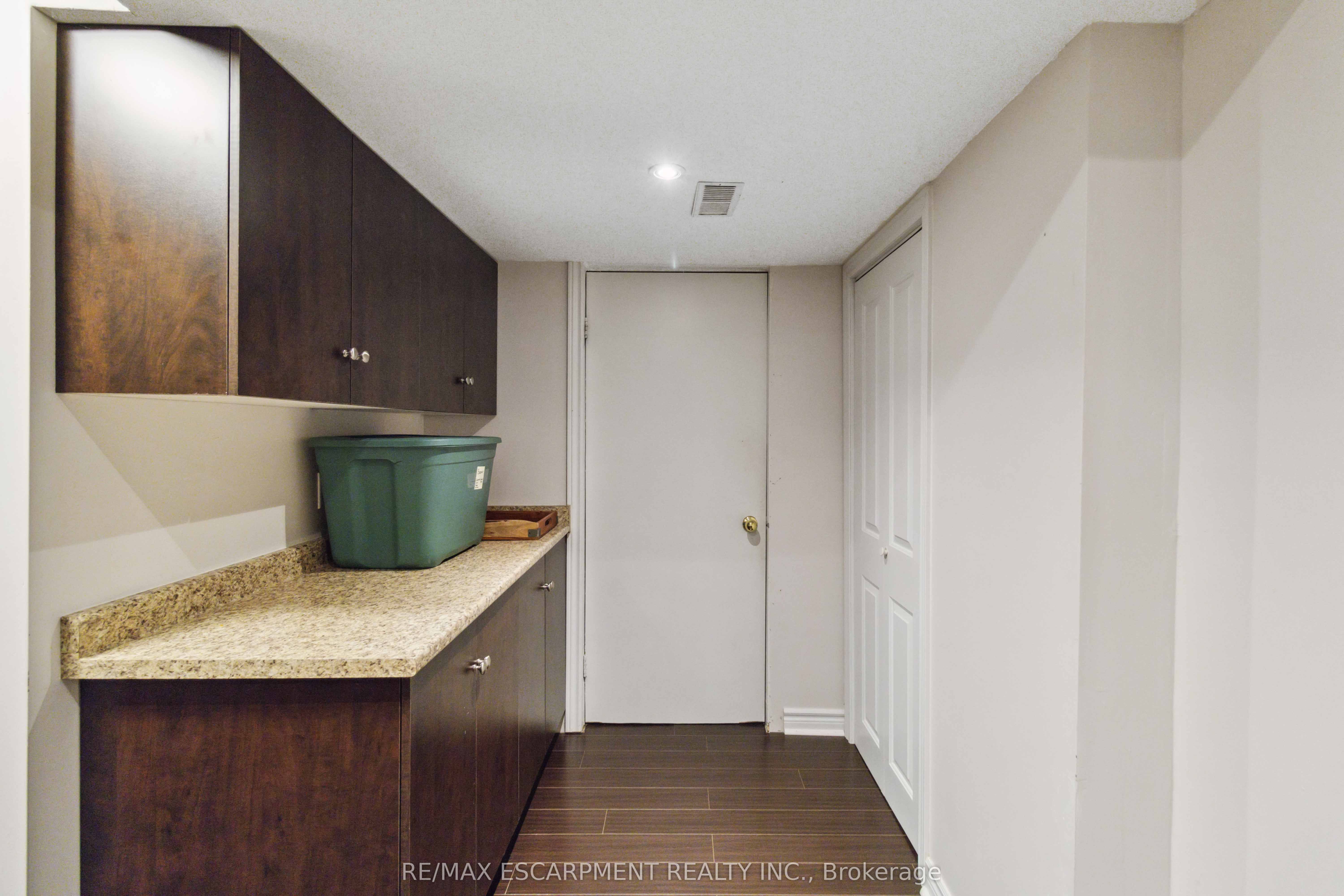 Photo 62 of 7 Wyoming Trail, Brampton, Sandringham-Wellington — HOMEH