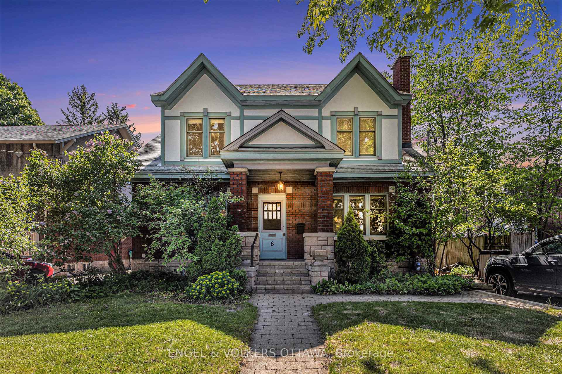 Front of 8 Granville Avenue