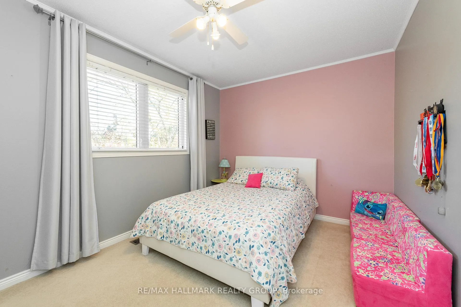 Photo 24 of 35 St Remy Drive, Ottawa, Barrhaven - Pheasant Run — HOMEH