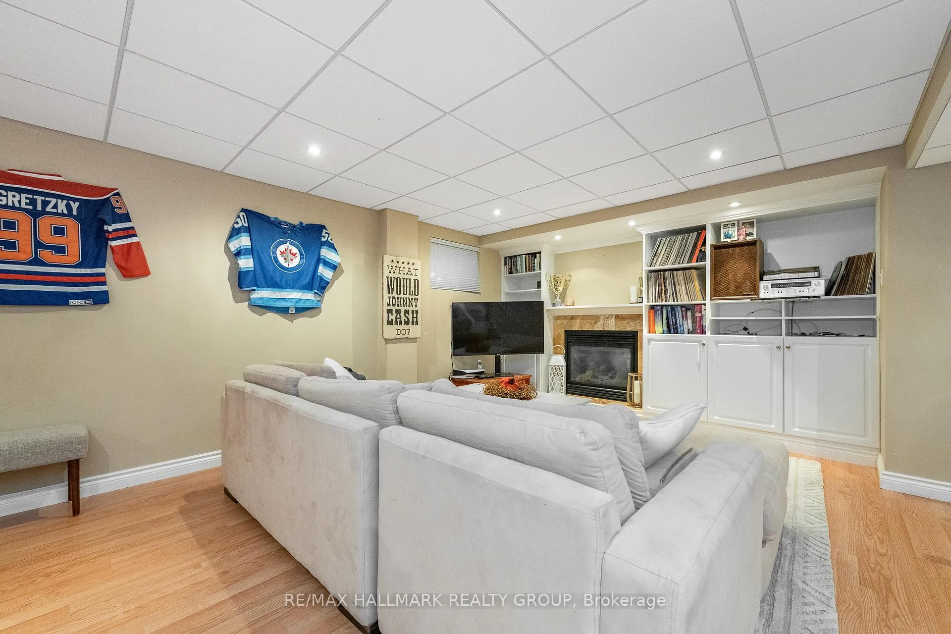 Photo 38 of 35 St Remy Drive, Ottawa, Barrhaven - Pheasant Run — HOMEH