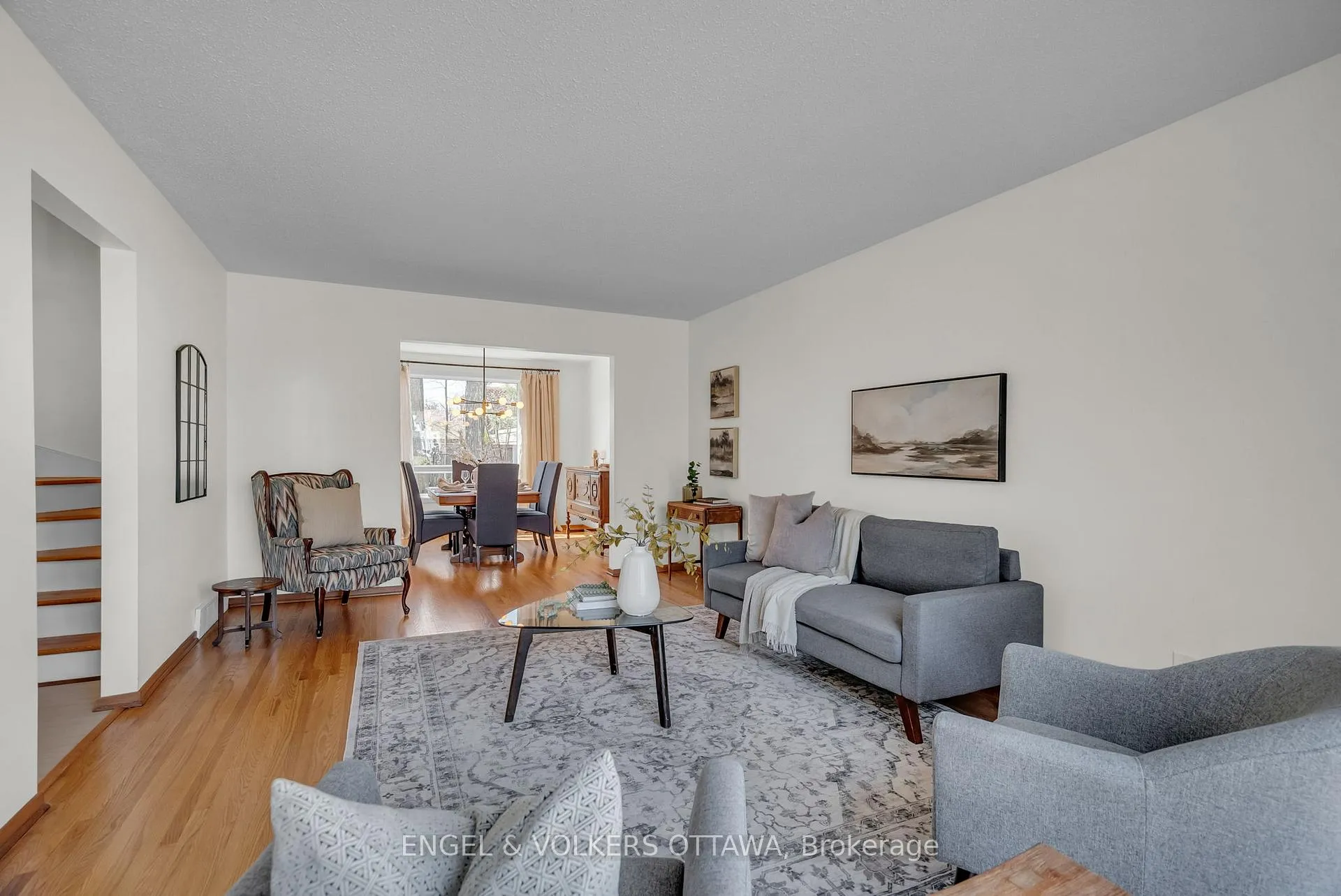 Photo 156 of 4 Oakhurst Crescent, Ottawa, Blackburn Hamlet — HOMEH