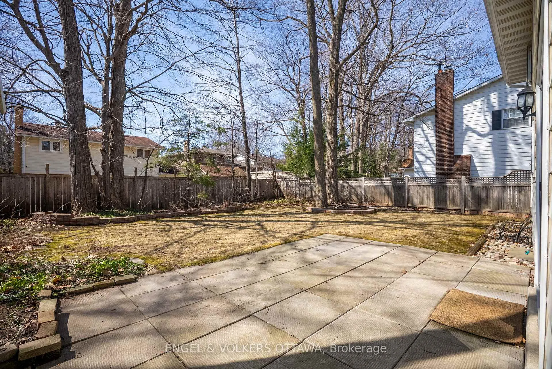 Photo 374 of 4 Oakhurst Crescent, Ottawa, Blackburn Hamlet — HOMEH