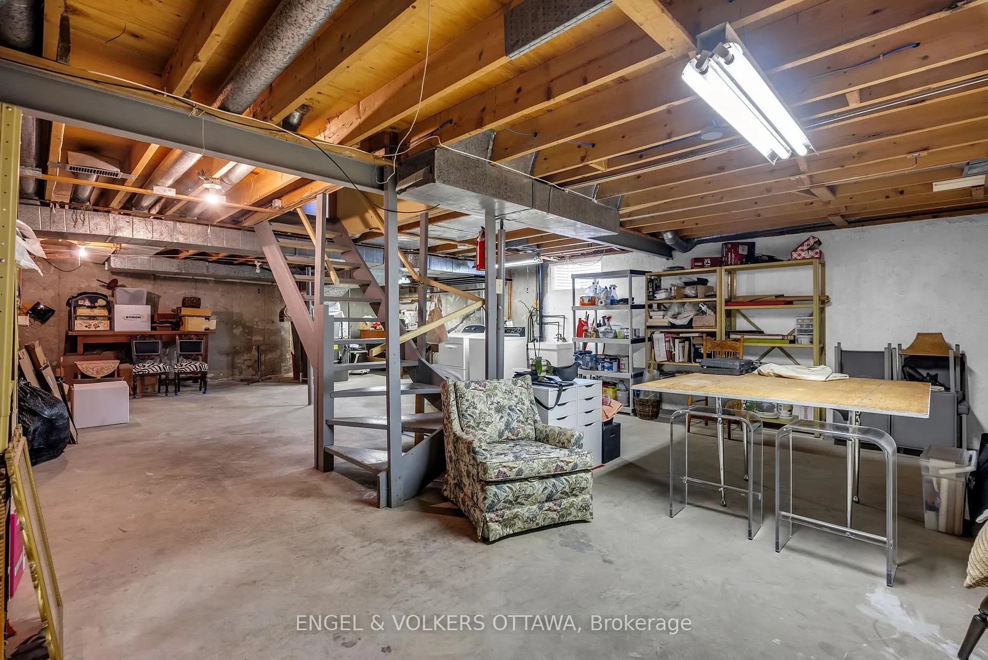 Photo 419 of 4 Oakhurst Crescent, Ottawa, Blackburn Hamlet — HOMEH