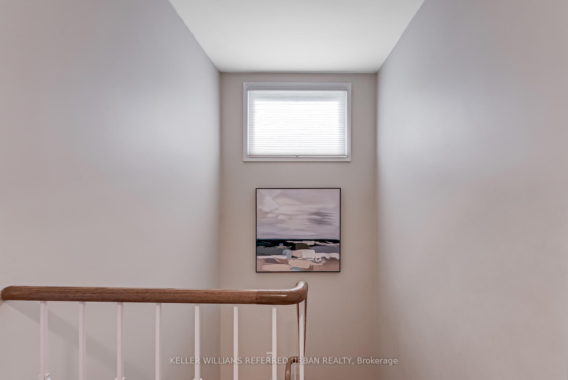 Photo 11 of 26 Foxmeadow Road, Etobicoke, Willowridge-Martingrove-Richview — HOMEH