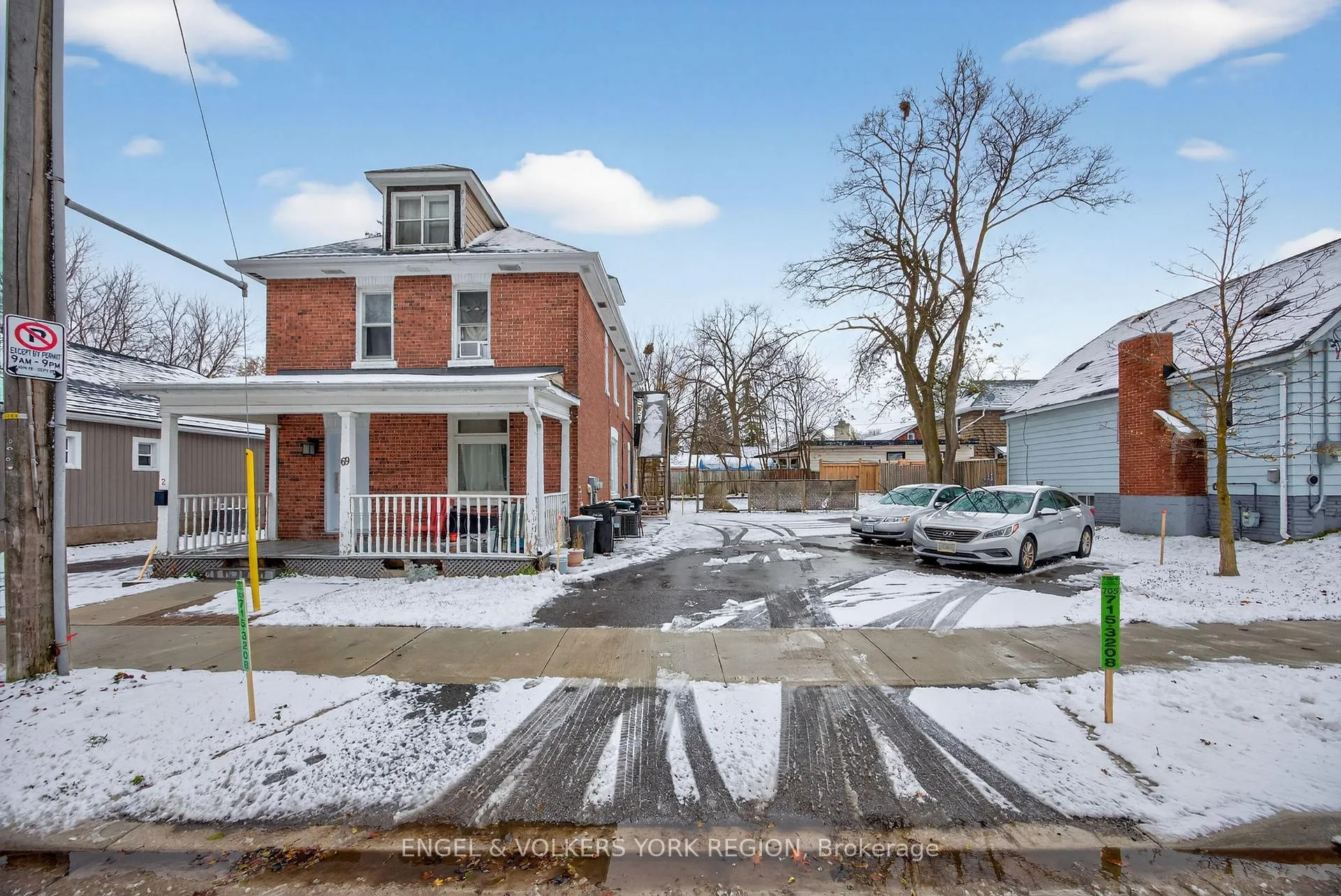 Photo 2 of 69 John Street, Barrie, Lakeshore — HOMEH