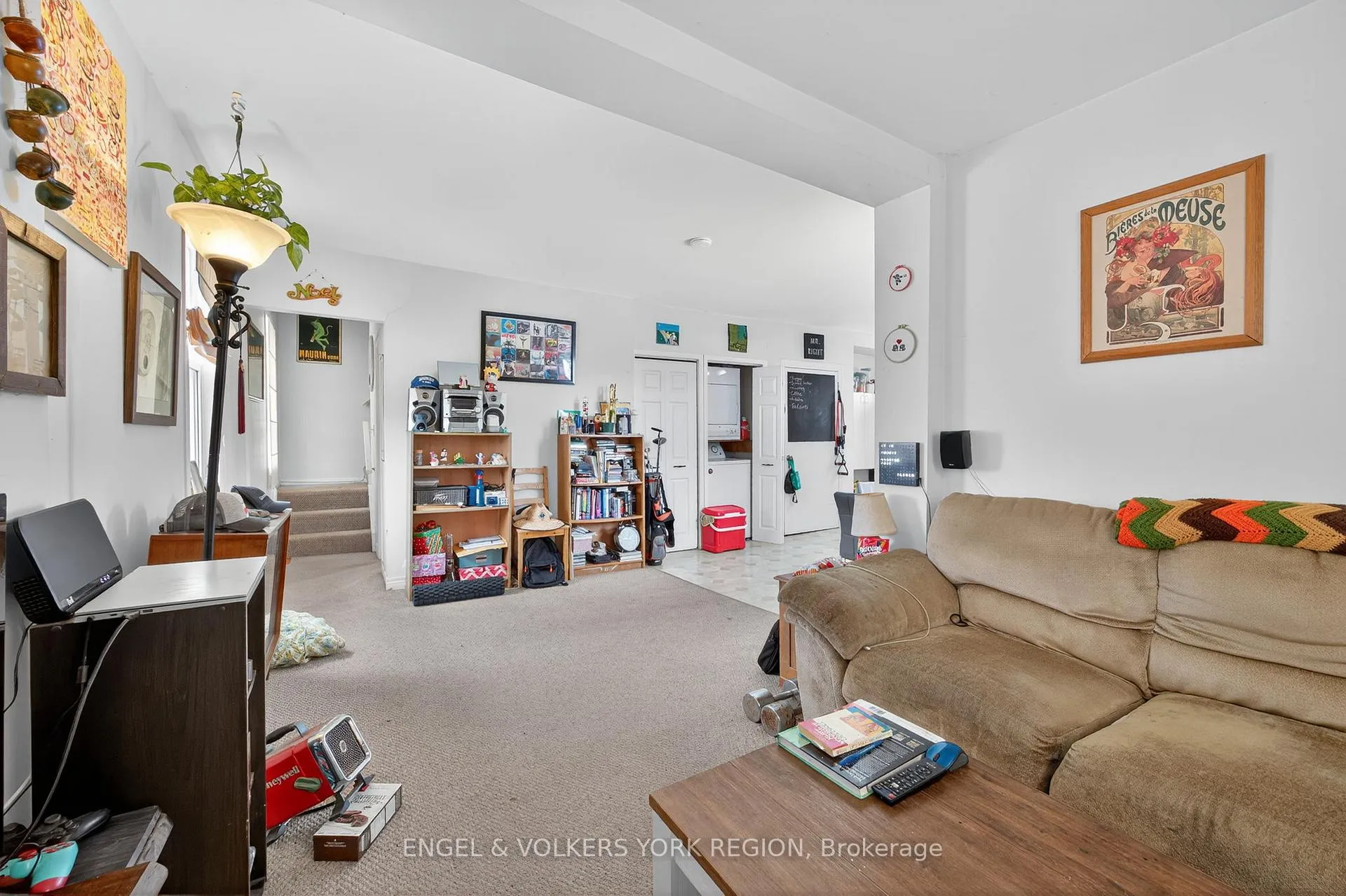 Photo 25 of 69 John Street, Barrie, Lakeshore — HOMEH