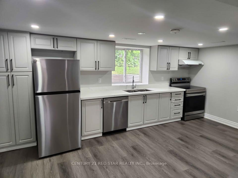 Photo 3 of 56 Arkley Crescent, Etobicoke, Willowridge-Martingrove-Richview — HOMEH