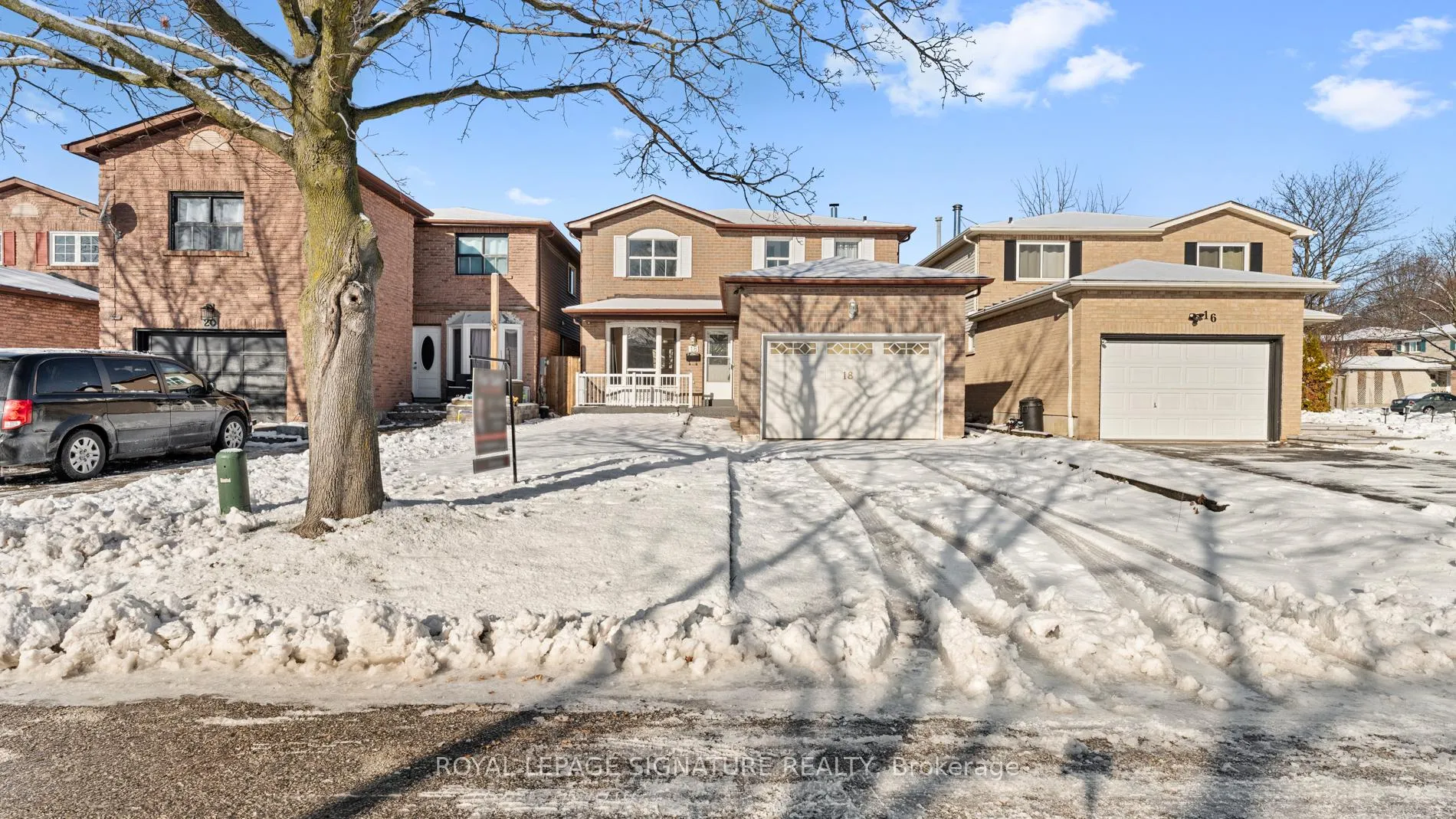 Photo 1 of 18 Charlton Crescent, Ajax, South West — HOMEH