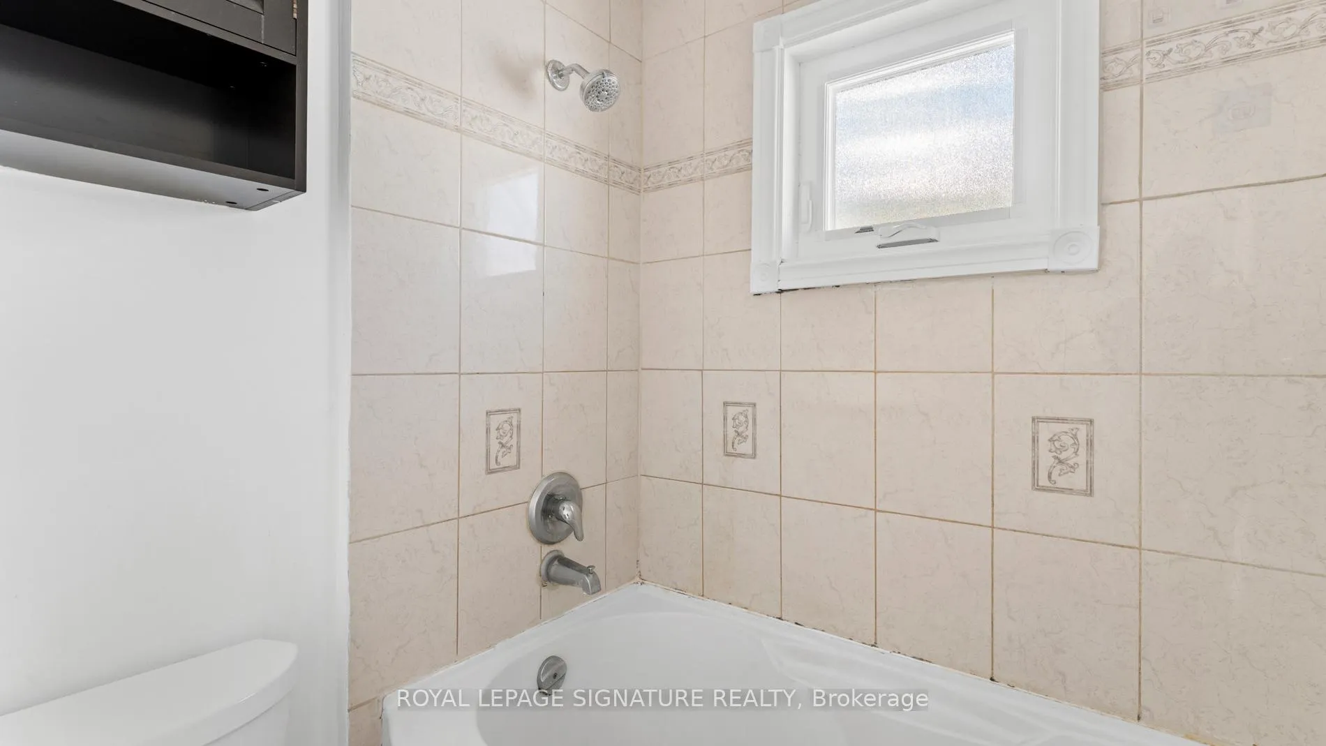 Photo 30 of 18 Charlton Crescent, Ajax, South West — HOMEH