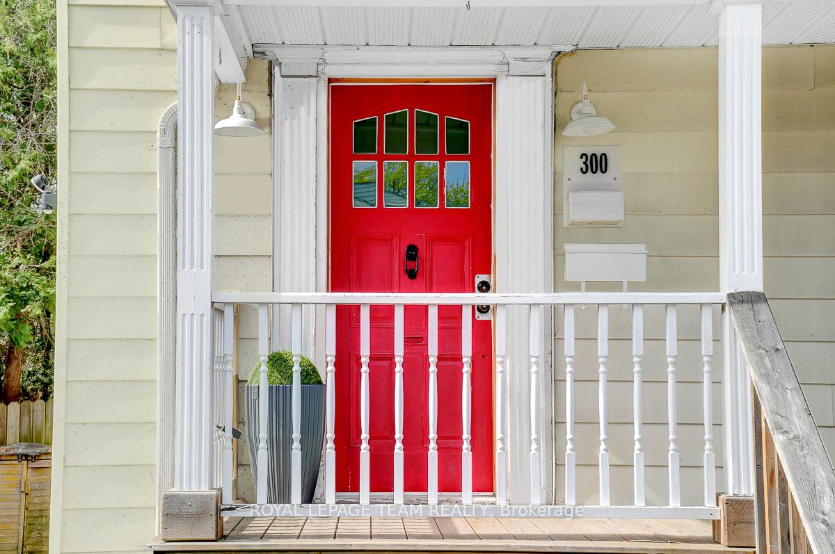 Photo 3 of 300 Oakdale Avenue, Ottawa, Ottawa West — HOMEH