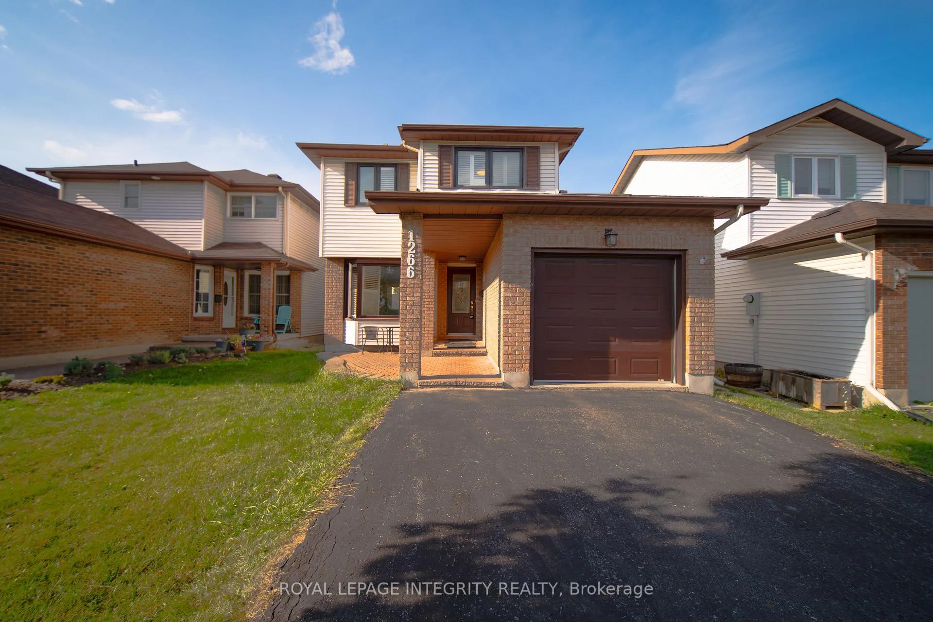 Front of 1266 Famlit Court