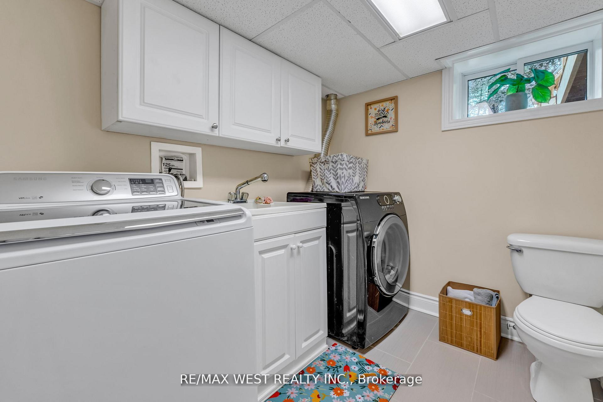 Photo 39 of 15 Breadner Drive, Etobicoke, Willowridge-Martingrove-Richview — HOMEH