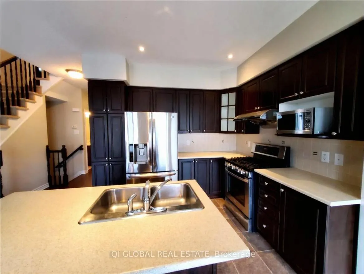 Photo 5 of 211 Jersey Tea Circle, Ottawa, Riverside South/Gloucester Glen — HOMEH