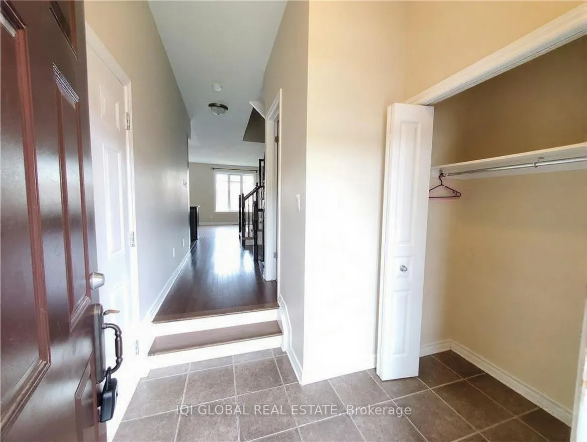 Photo 6 of 211 Jersey Tea Circle, Ottawa, Riverside South/Gloucester Glen — HOMEH